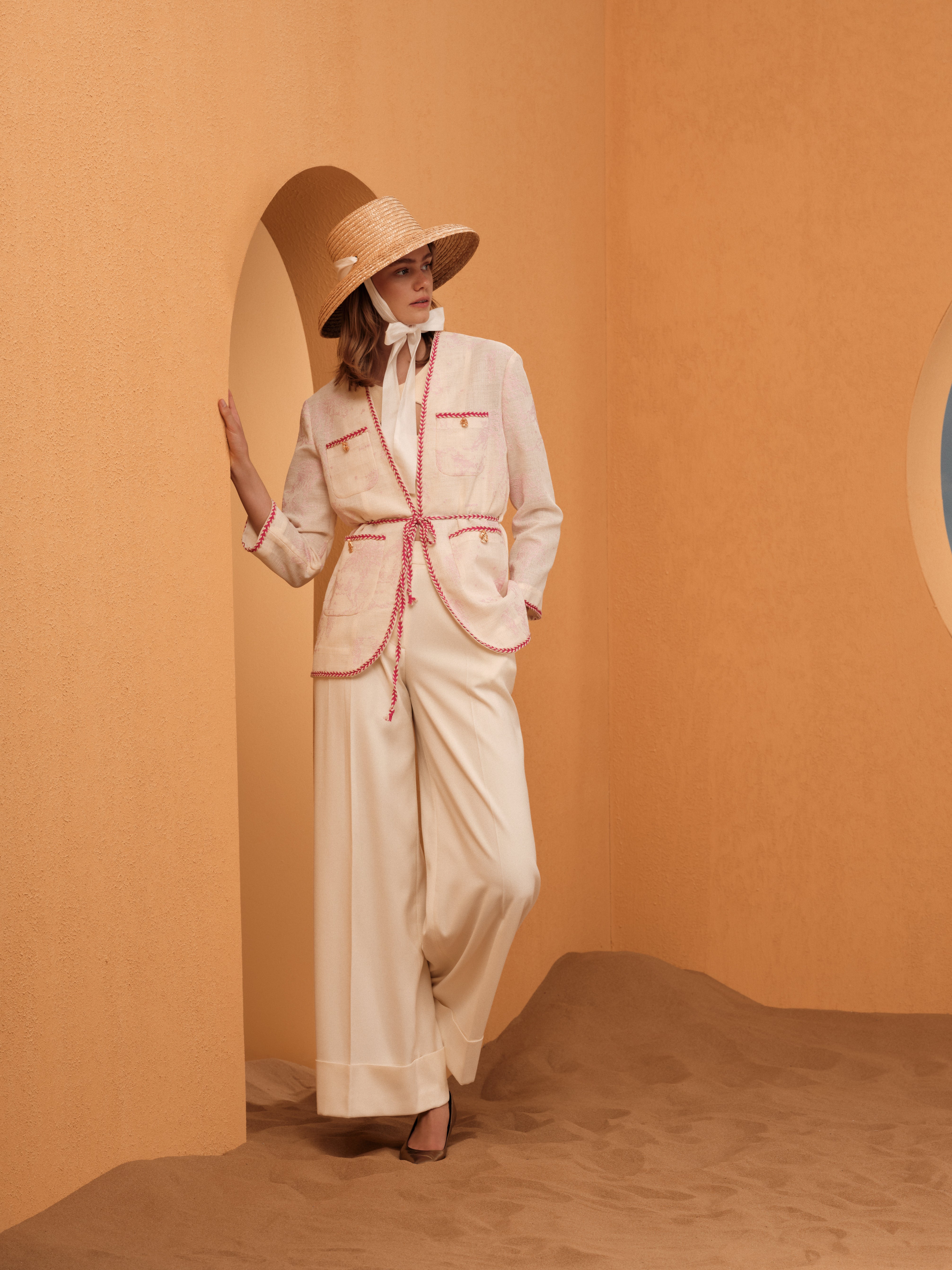 Monaco Art Summer Look