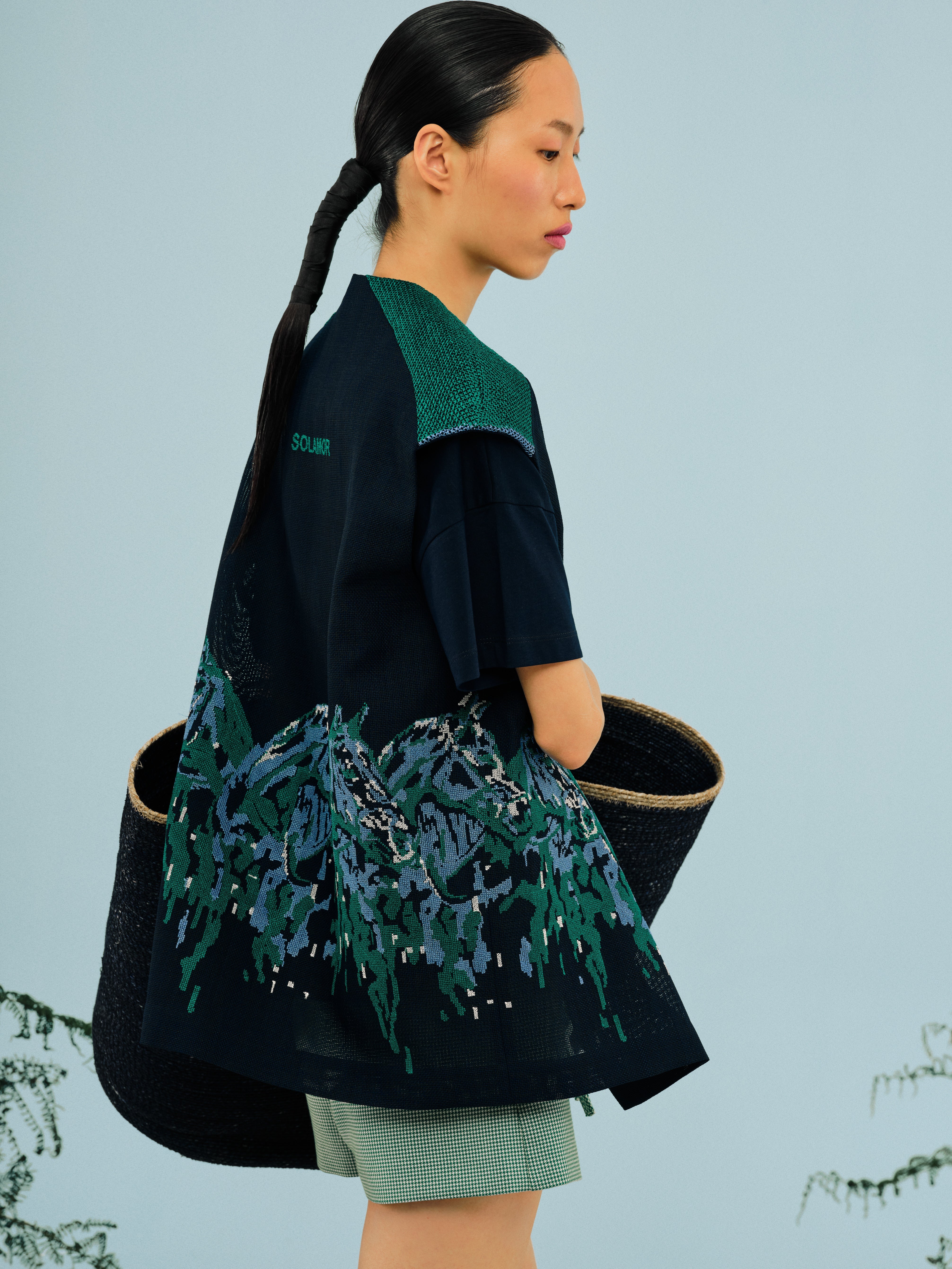 Summer Look 109 (Antique Vest)