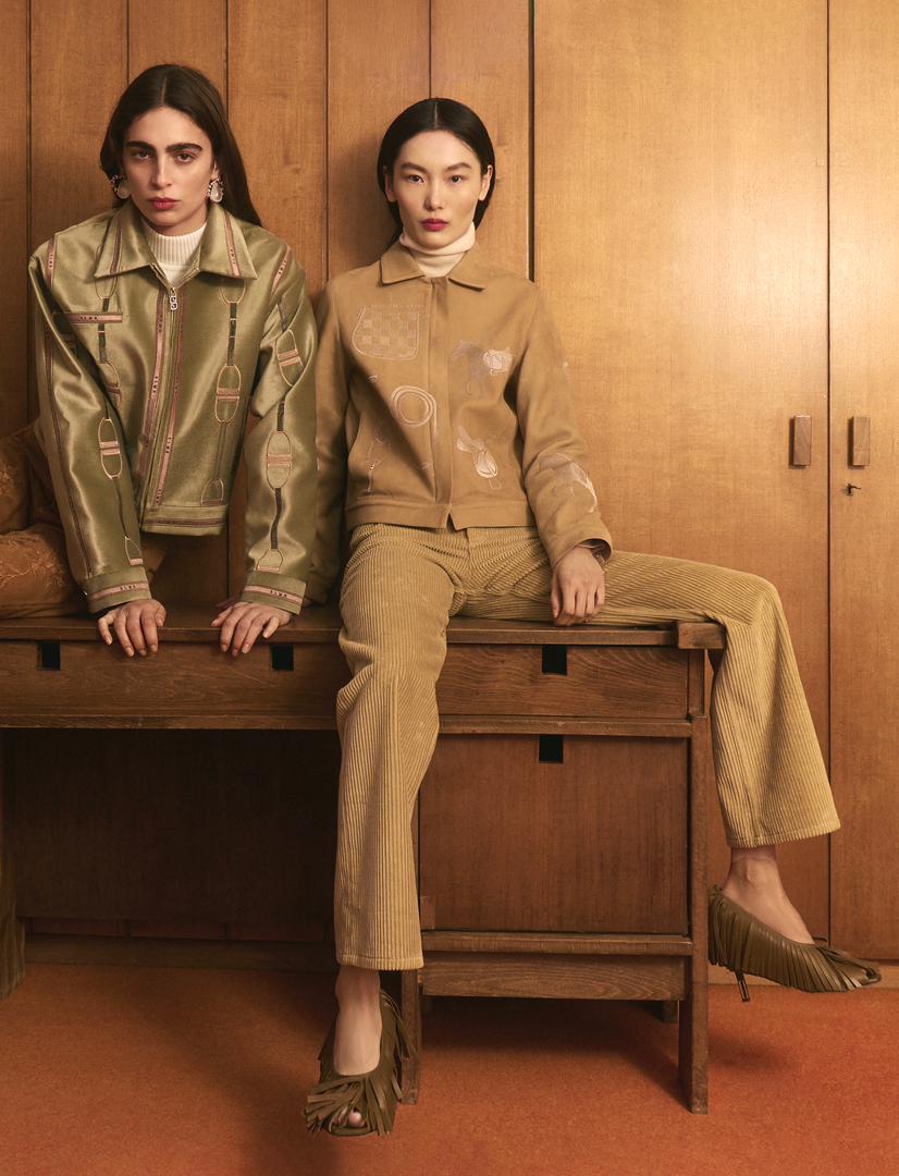 New Hunter – Short Velvet Blazer