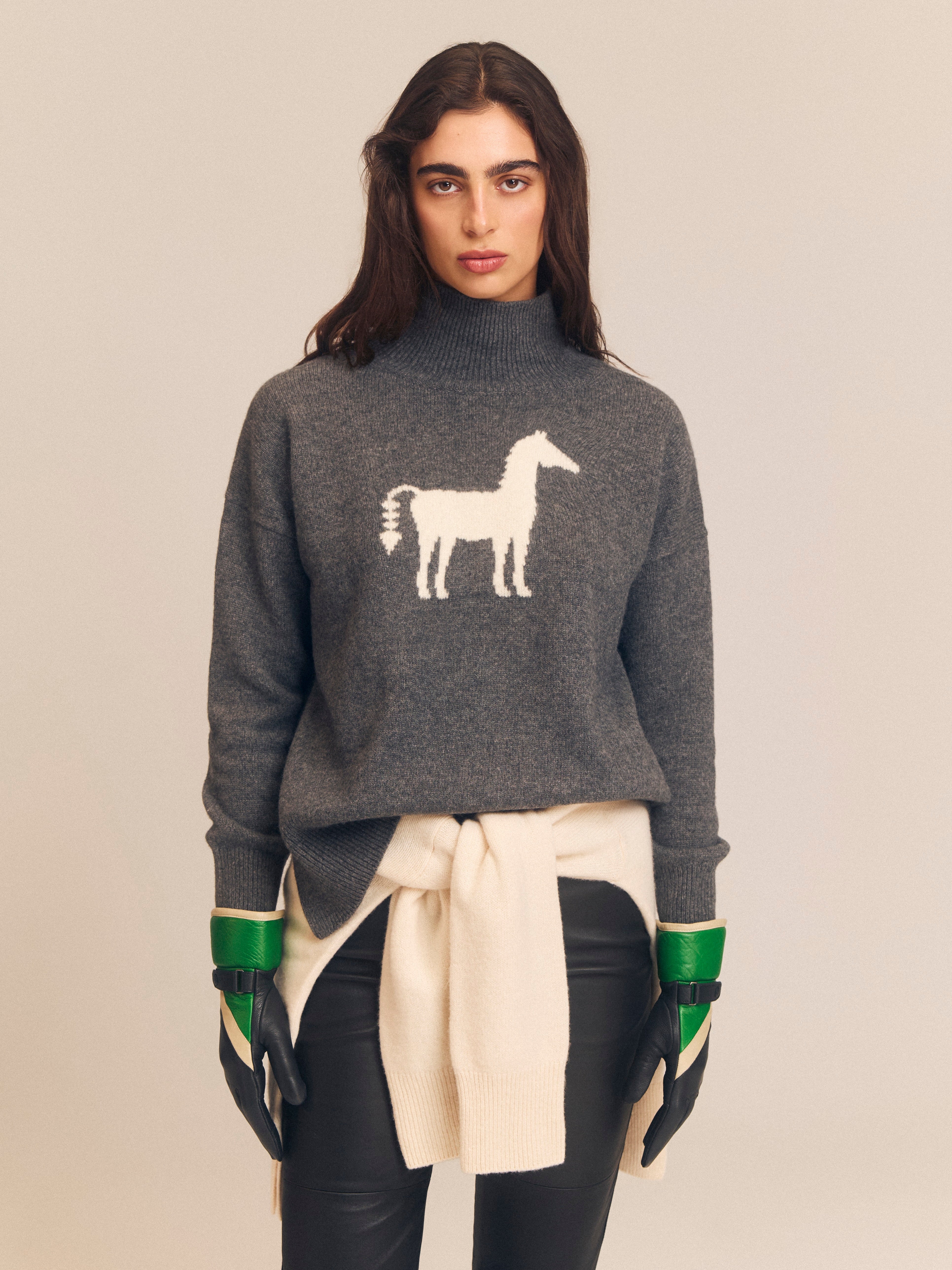 Knitwear Horse Collection