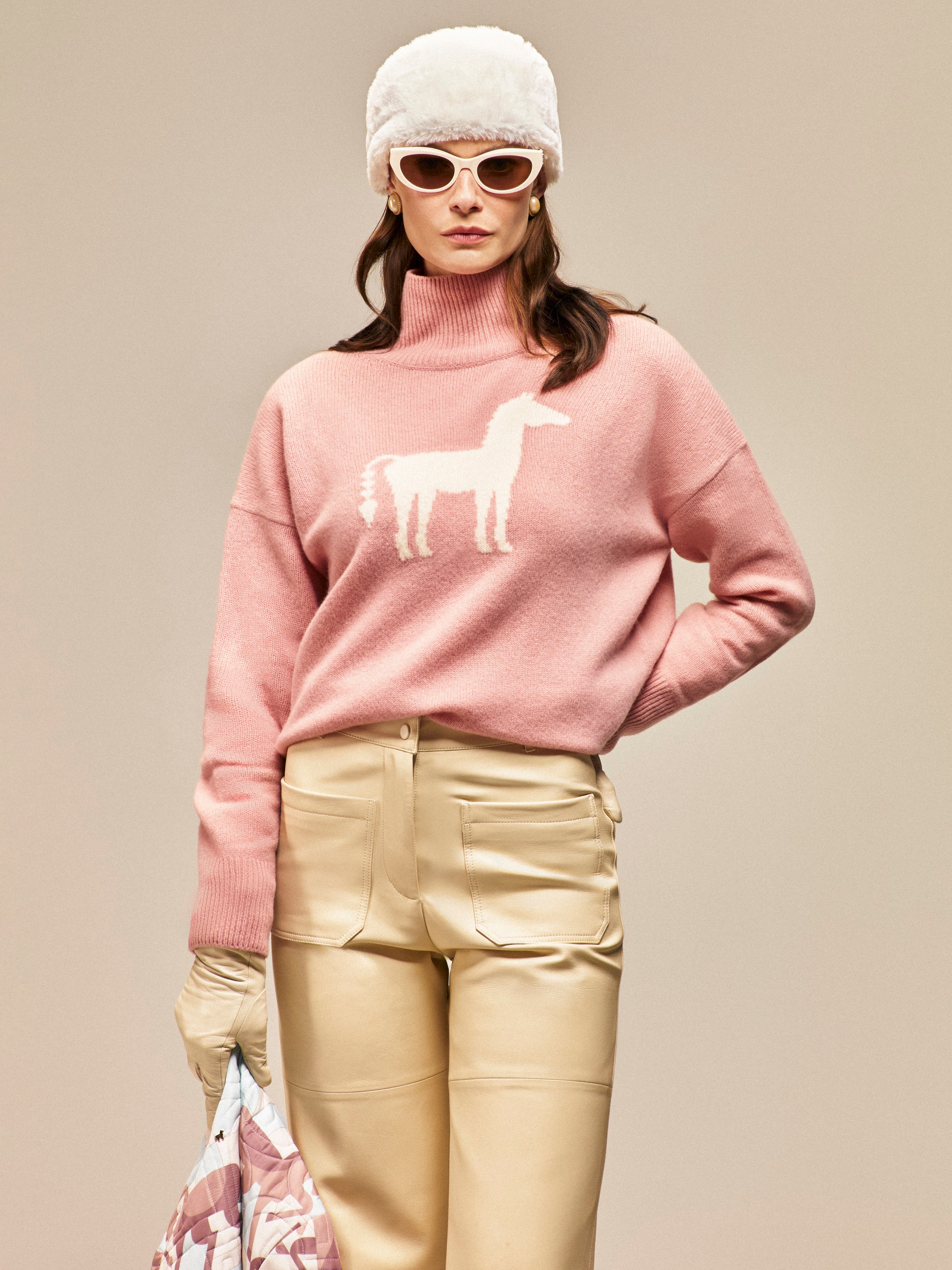 Knitwear Horse Collection